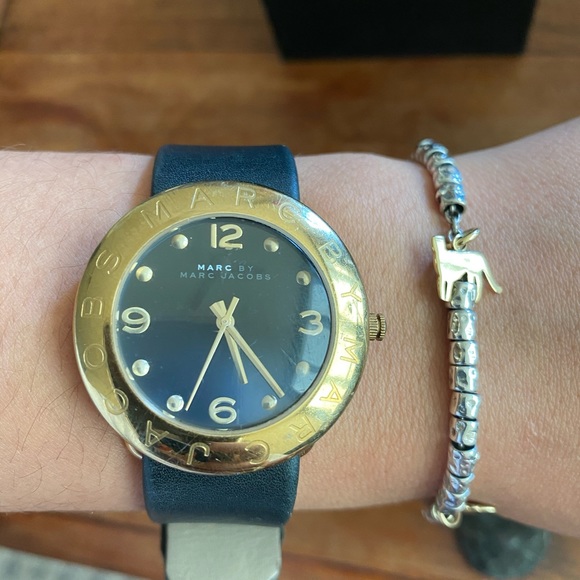 MARC by Marc Jacobs Black/Gold Leather Watch - Picture 3 of 5